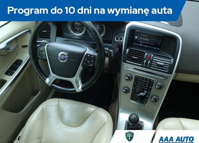 Volvo XC 60 cena 49000 przebieg: 207894, rok produkcji 2012 z Parczew małe 352